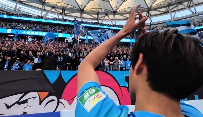 kaiyun-刘祝润回梭鱼湾有掌声！杨希来海港 王队有接班人了 三镇渴望一将