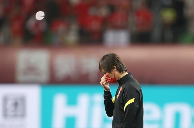 开云体育下载官网-国足备战12强赛遇难题 没热身赛踢状态如何保证？